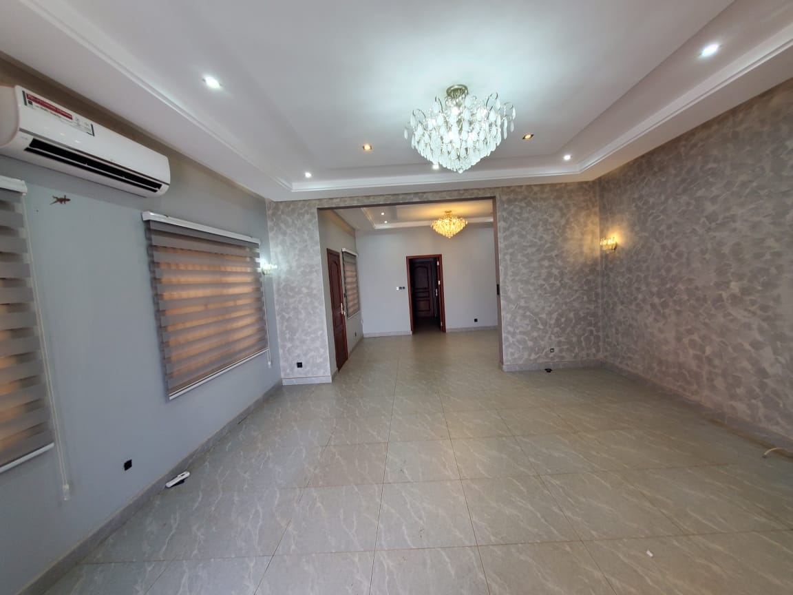 VILLA DUPLEX À VENDRE AGOE CACAVELI