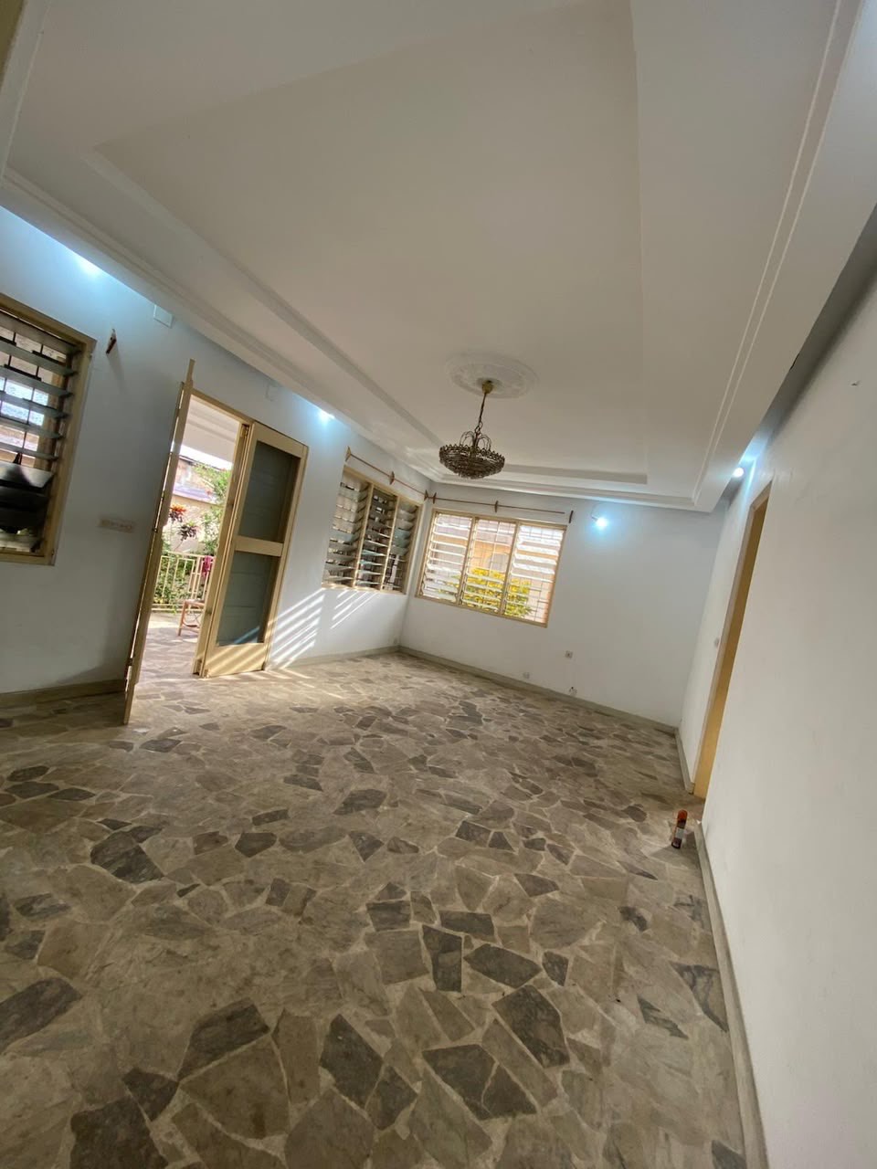 Villa - Photo 5