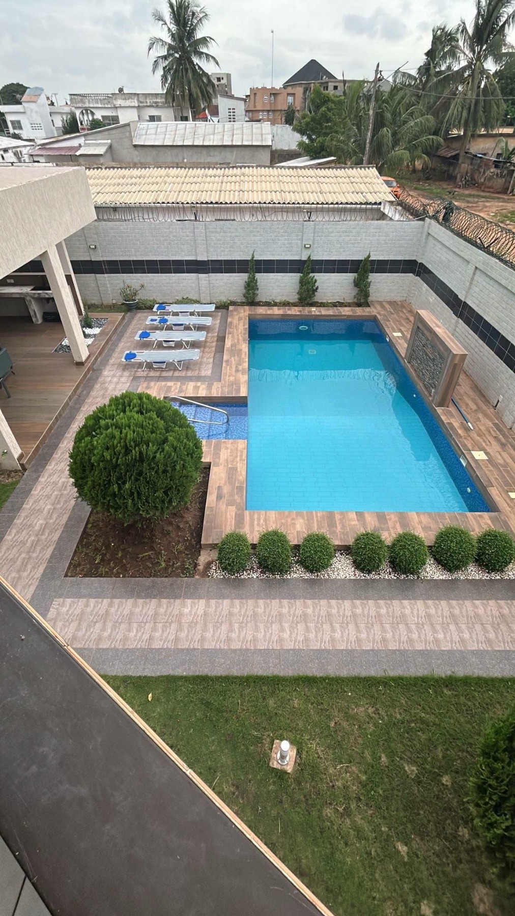 Villa - Photo 2