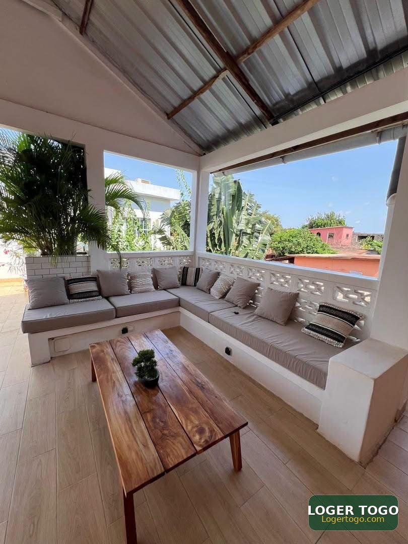 Villa - Photo 3