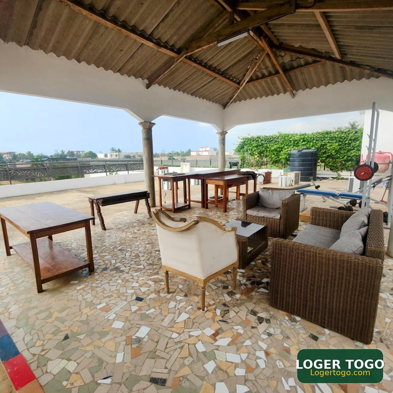 Villa à BAGUIDA au Togo entre Centre Aéré et Monument côté mer.