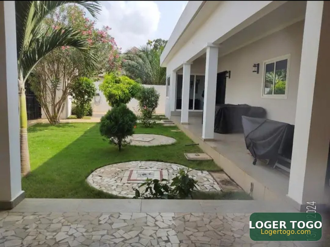 Location Meublée de 2 Ch Sal à Adidogomé Gbomamé: (350.000)