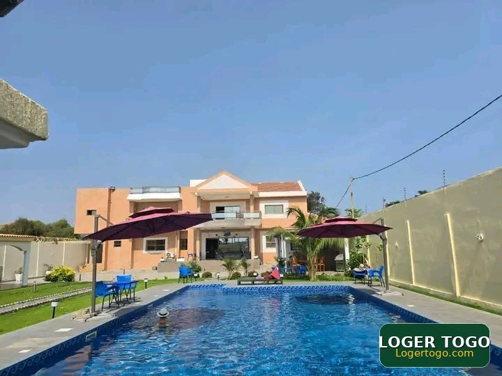 Villa duplex en vente à Baguida côté plage