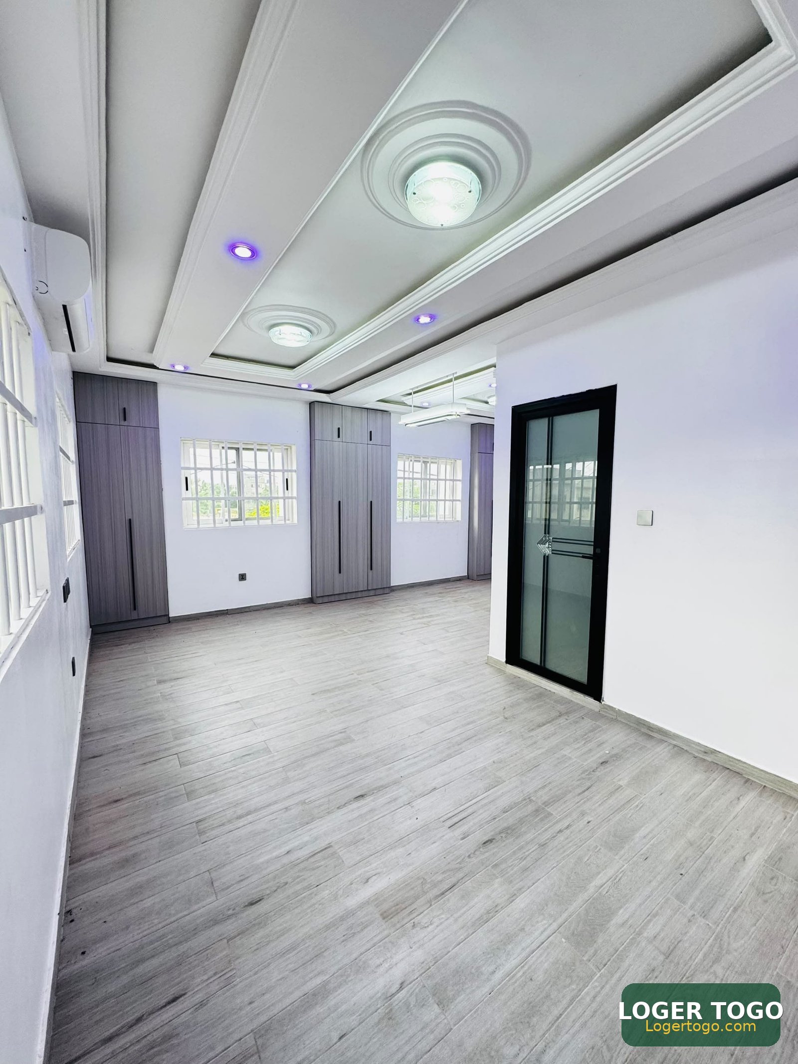 Villa duplex neuve 5 chambres avec rooftop - Agoè Réserve - Photo 8