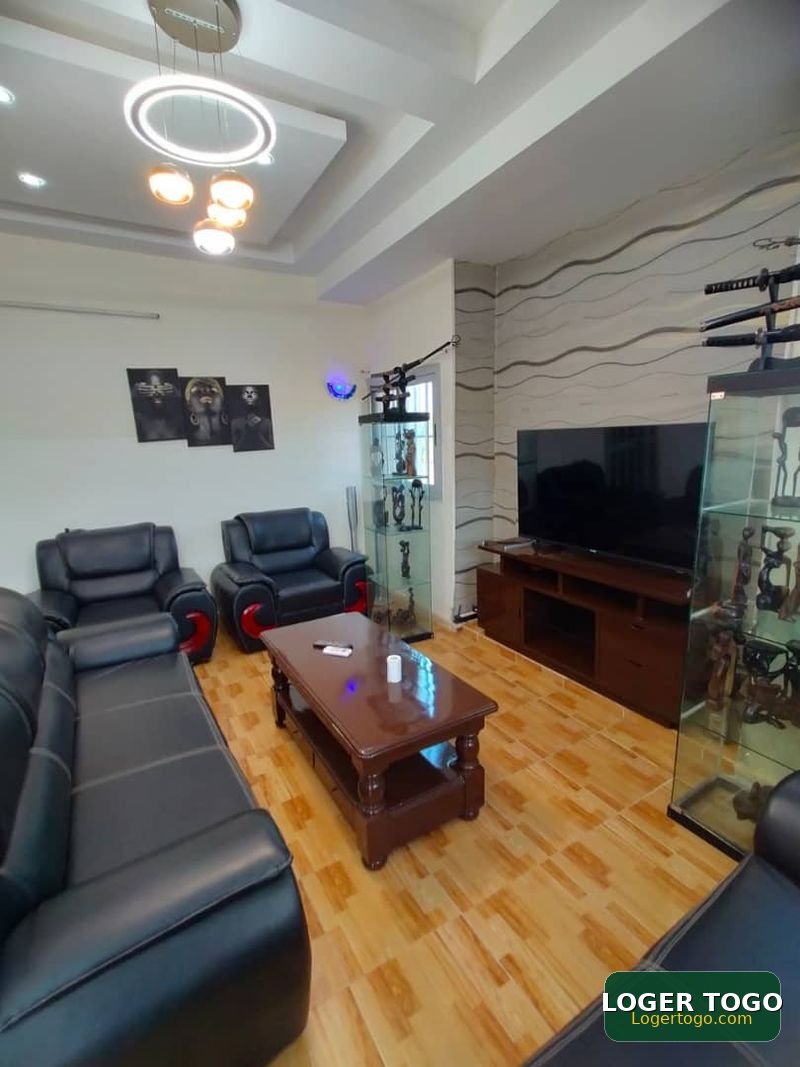 Bel appartement meublé, 3 chambres salon — Vers l’aéroport, direction Ebomaf