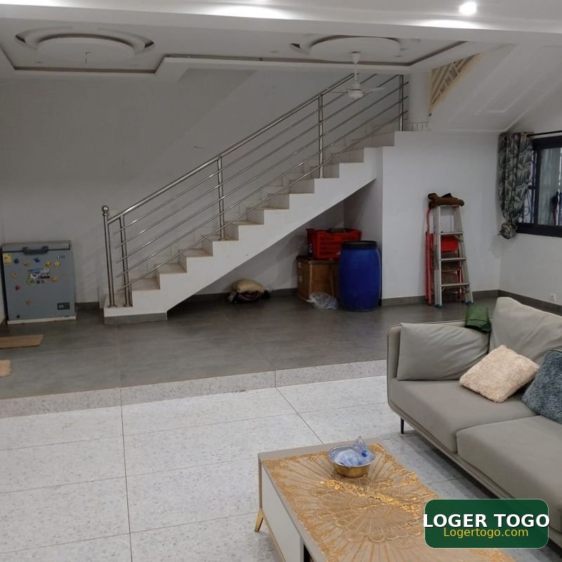 Villa 3 Chambres Salon à Vendre – Togblékopé - Photo 9