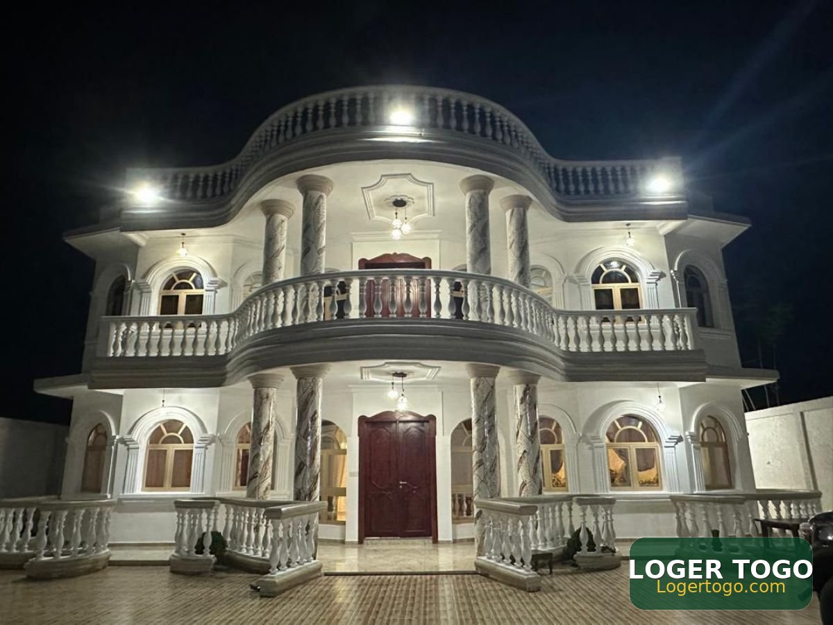Villa Duplex à Vendre à Baguida