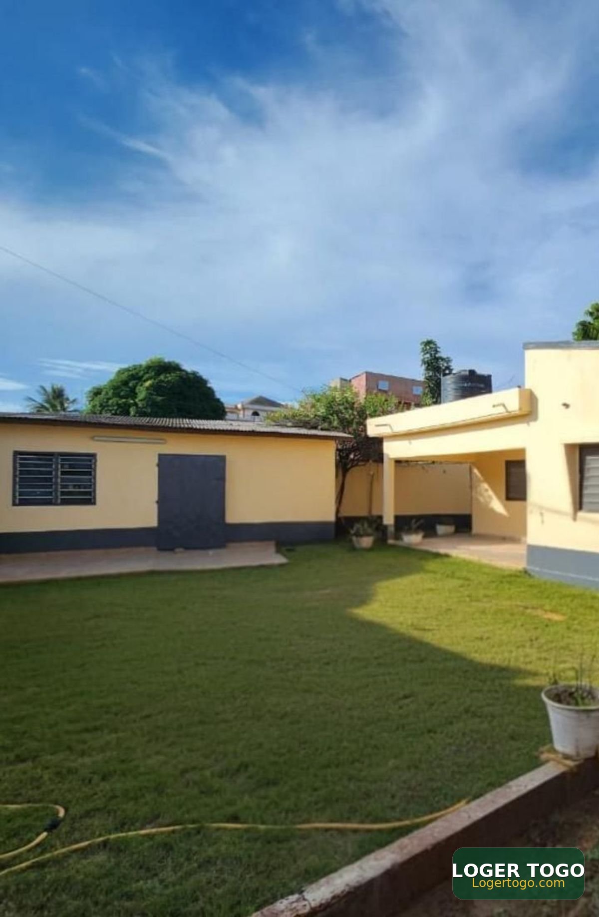 Villa au bord de pavé a DJIDJOLE - Photo 1