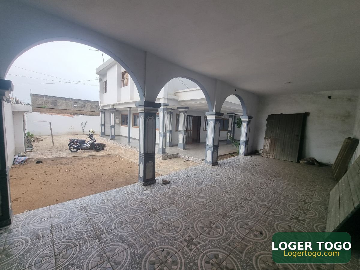 Villa Akodessewa 6 Chambres - Photo 2
