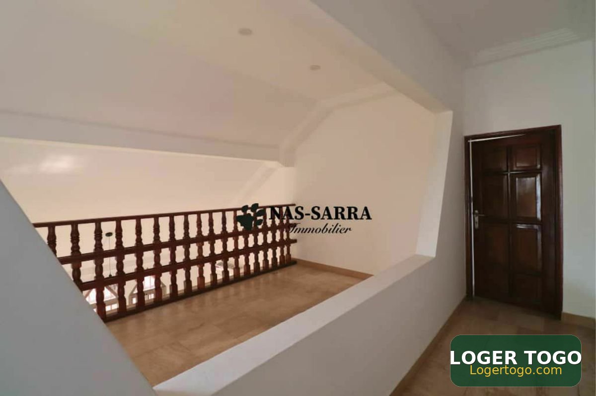 Villa à vendre à Baguida