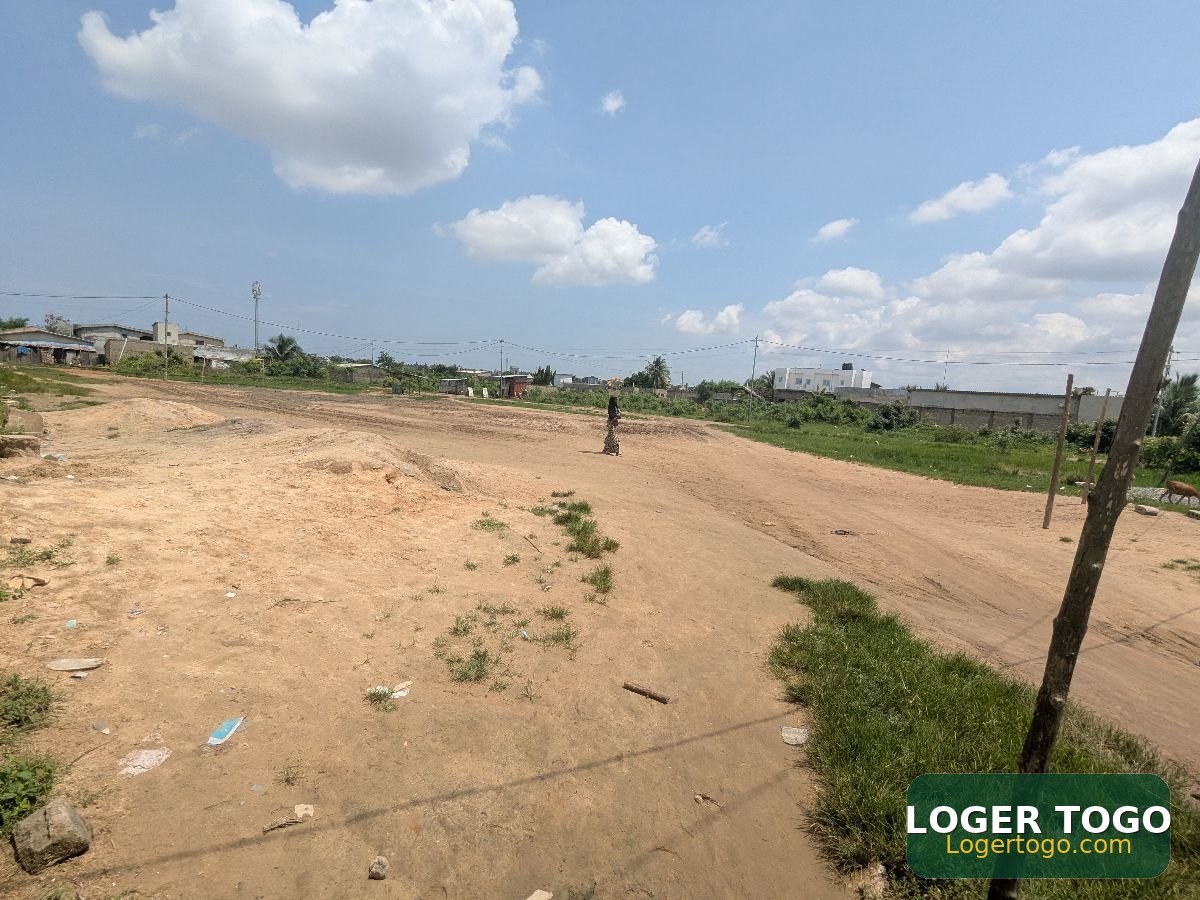 Terrain en vente, 1km des échangeurs d’agoè - Photo 3
