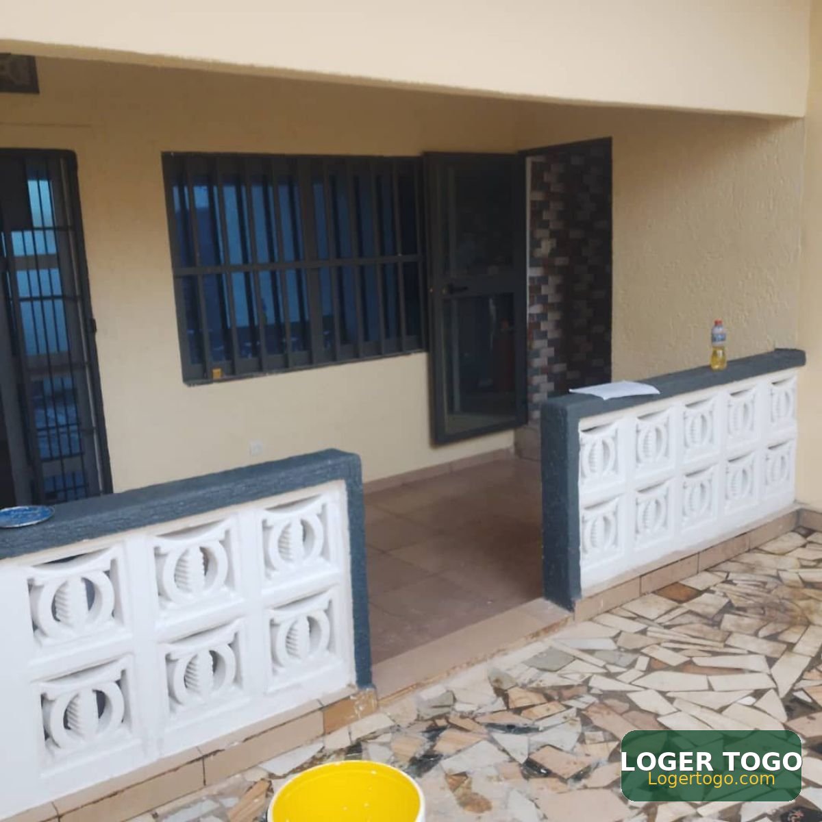 Villa cour unique à agoè koffi panou en Location - Photo 3