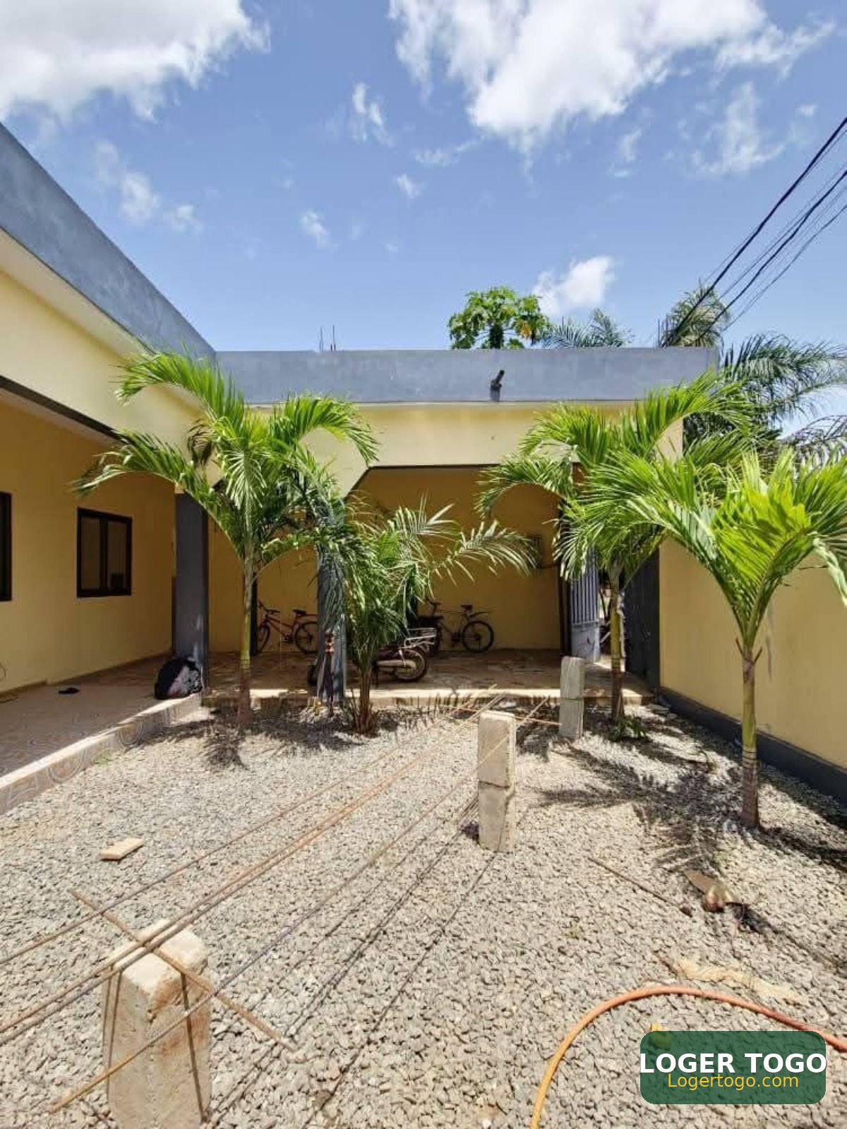 Maison de 2 chambre en vente adidogome apedokoe - Photo 1