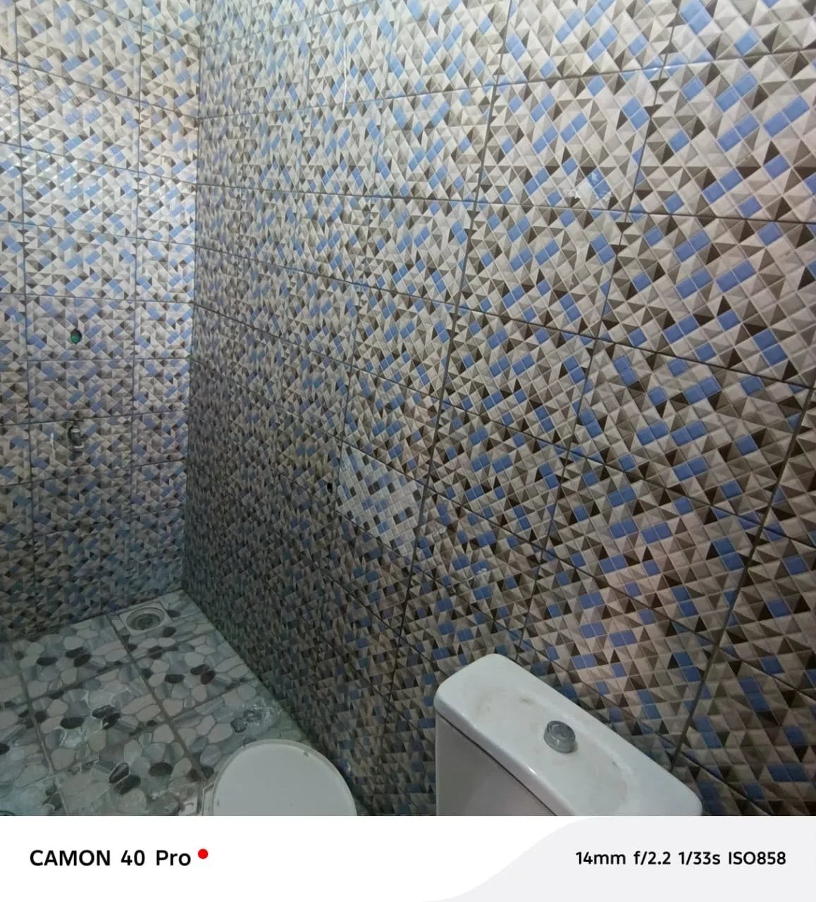 Location d'une chambre salon WC douche cuisine internes - Photo 2